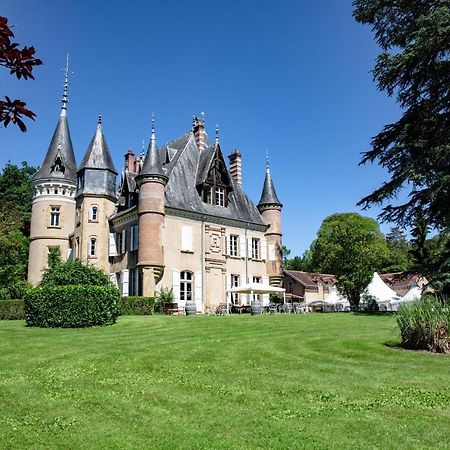Camping Et Hotel Chateau Du Haget Montesquiou Exterior foto