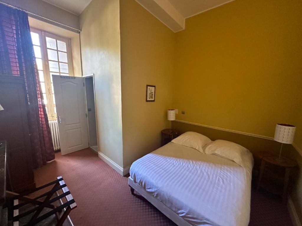 Camping Et Hotel Chateau Du Haget Montesquiou Exterior foto